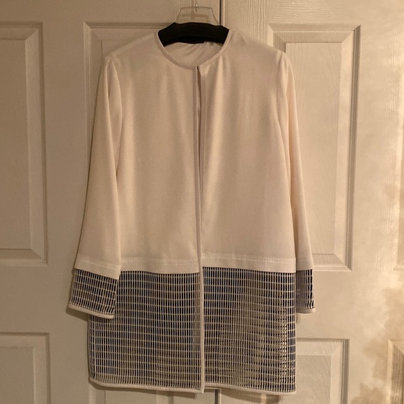 Elie Tahari Jackets & Blazers - Ellie Tahari Jacket